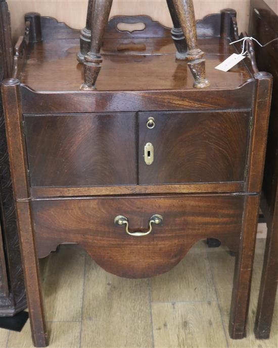A mahogany commode, H.56cm